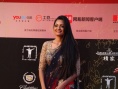 《蚁族与明星》女主演亮相 民族风服饰精致华丽