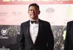 除了韓國女星外，還有Rain、宋承憲等長腿歐巴前來助陣，讓在場粉絲喊破了嗓子。其實除了韓星外，像老牌歐巴休?格蘭特、國產(chǎn)歐巴姜文、謝霆鋒、馮紹峰、竇驍、鐘漢良、鄭元暢等也都紛紛帥氣登場。