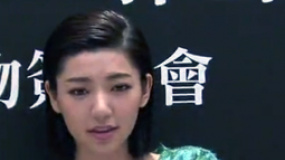 宅男女神郭雪芙封面照大撞臉 自我解圍：妝感有變