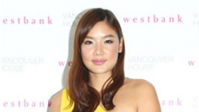 发福乐基儿仍与黎明有合约 周迅男友高圣远亮相