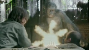 《猩球崛起2》新中文预告 伪善猿类疯狂扫射显凶残