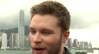 《变4》首映红毯采访 杰克·莱诺难掩兴奋盛赞香港