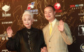 影壇常青樹盧燕現(xiàn)身紅毯 87歲高齡難掩優(yōu)雅氣質(zhì)