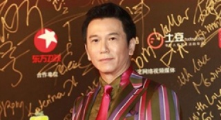 《守夢者》主創(chuàng)亮相紅毯 溫兆倫風度翩翩魅力不減