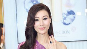 李嘉欣兒子容貌曝光全家震怒 44歲生日老公送驚喜