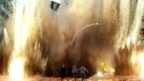《变形金刚4》宣传片 霸天虎肆虐城市擎天柱劈杀