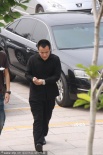 杜淳、殷桃戴黑超现身聂鑫葬礼 宁浩神色凝重