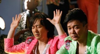 “老男孩”初戰(zhàn)告捷 神曲《小蘋果》功不可沒