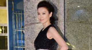 林熙蕾穿高跟鞋成木頭人 靠腳下功夫吃老公豆腐