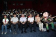 新疆小学生受邀观看《神笔马良》 现场秀神马舞