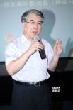 新疆小学生受邀观看《神笔马良》 现场秀神马舞