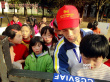 著名導演江平攜手南通大學生幫扶大別山老區(qū)