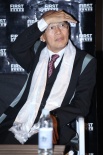 羅家英亮相《江湖論劍實(shí)錄》點(diǎn)映 自曝帶病參演