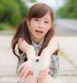 雙馬尾萌妹杉野靜香笑容清純 嬌小身姿制服誘惑