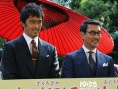 阿部宽与中井贵一扮“仇人” 宣传新片狂吃刨冰