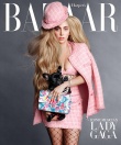 Lady Gaga抱爱犬登杂志封面 释放性感自带萌感