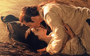 内地票房7.28-8.3《白发魔女》夺冠 《闺蜜》破亿