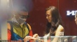孫紅雷攜女友珠寶店挑大鉆戒 認(rèn)真細(xì)致婚期將至