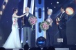 金鸡奖终身成就奖颁布 王心刚等老艺术家致辞
