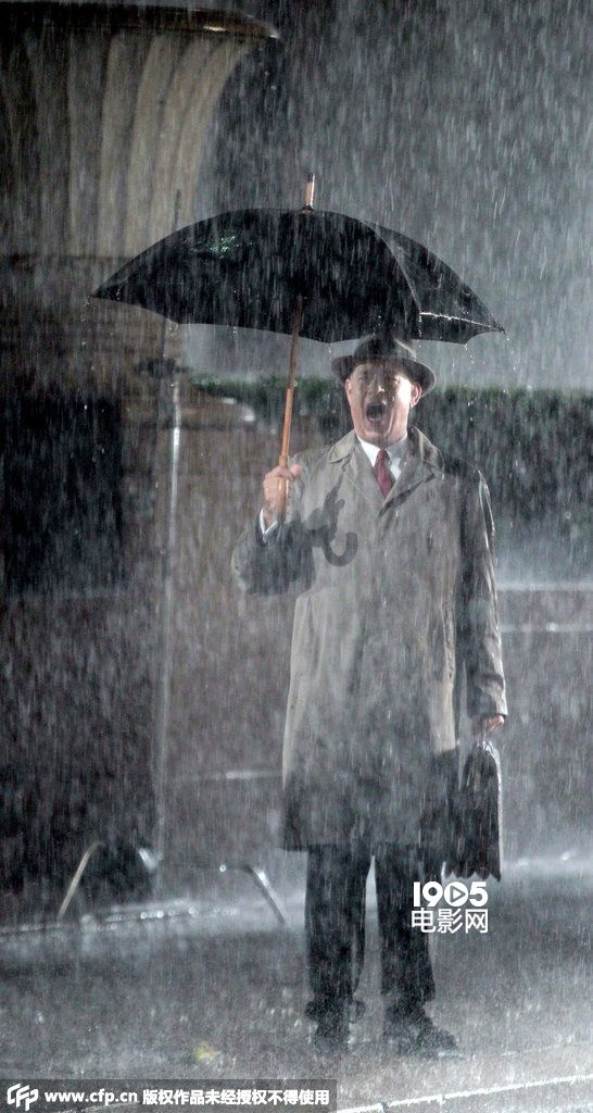 斯皮尔伯格冷战新片开拍 汉克斯谱“雨中曲”