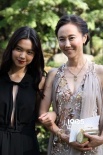 二階堂富美揭幕京都電影節(jié) 裸胸長(zhǎng)裙性感嫵媚