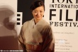 鈴木京香亮相東京影節(jié)紅毯 身穿白色和服顯典雅