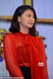韓孝珠新片東京電影節(jié)首映 與榮倉奈奈紅衣爭艷