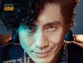 《頂級(jí)較量》曝光海報(bào) 李政宰滿臉傷痕面帶笑容