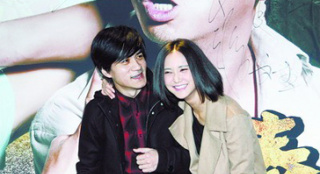 张歆艺承认与导演杨树鹏离婚 婚姻仅维持一年半