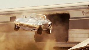 《速度与激情7》回顾特辑 亡命飞车血脉喷张时刻
