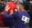鄧超、寶強戴彩色假發(fā)耍寶 baby穿校服女神范依舊