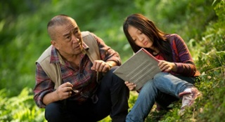 《夜鶯》李保田上演“人在囧途” 盡顯爺孫親情