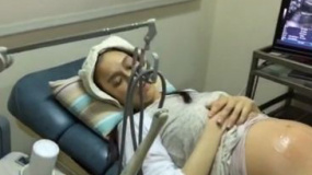 黑人自制短片见证黑白配 范范双胞胎超音波照曝光