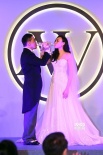 苏永康婚宴现场赠妻希望小学 曾志伟喝多倒头睡