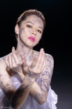 39歲徐若瑄圣誕寫真清新似少女 自創(chuàng)藍(lán)色冰雪妝