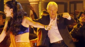 《涉外大饭店2》美版中文预告 理查·基尔跳印度舞