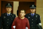 张默被抓后首次露面 因容留他人吸毒被判6个月