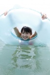 早安少女待成年 鞘师里保泳装大秀清纯幼齿魅惑