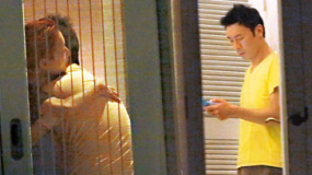 许志安与郑秀文度假穿内裤遭拍 否认顺道造人