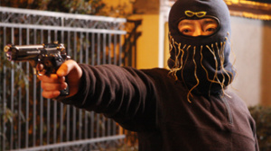 一个老汉三个贼