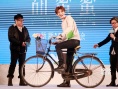 《甜蜜蜜》曝主題曲MV花絮 鹿晗情人節(jié)鄭重推薦