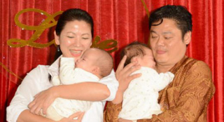 48歲陳明真喜得雙胞胎兒子 5年做20次試管嬰兒