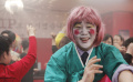 《藥商》中文預(yù)告片 金仁權(quán)扮丑演繹小人物辛酸