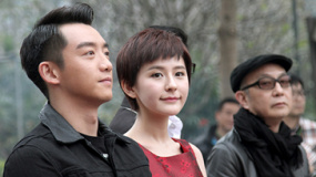 《臨時(shí)演員》鄭愷“醉酒”拍戲 有助熬夜提神