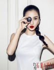 Angelababy拍写真抱熊卖萌 红唇诱惑展女人魅力