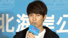 吴克羣遭外国帅哥搭讪 无结婚计划自嘲将孤老终身