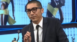 舒淇梁朝偉攜手頒發(fā)最佳新導(dǎo)演獎 李光耀幸運勝出