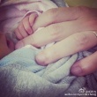 郑希怡女儿已出院 首曝宝宝近照：大眼睛高鼻梁