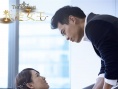 《我是女王》宋慧乔、窦骁“肉搏” 大尺度获赞