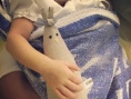 鄭希怡女兒已出院 首曝寶寶近照：大眼睛高鼻梁